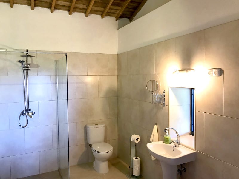 Ferienhaus auf den Azoren: Badezimmer